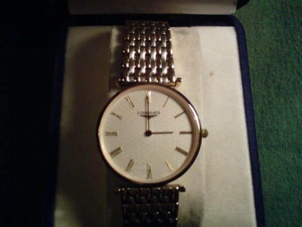 продам оригинальные часы Швейцария