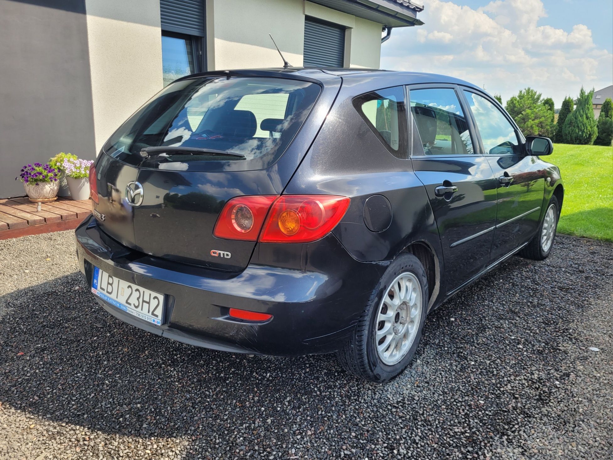 Mazda 3 1.6 Diesel 109 KM | 2005 | Sedan | Zadbana,  uszkodzone drzwi