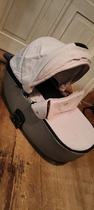 Коляска дитяча (люлька,прогулянковий блок)