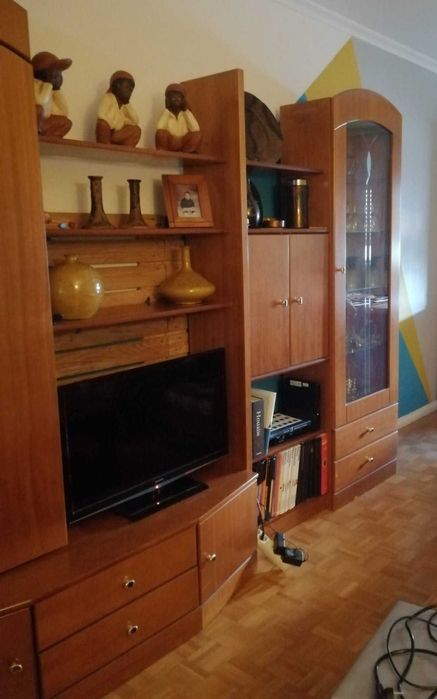 Armário de Sala - Madeira de Cerejeira