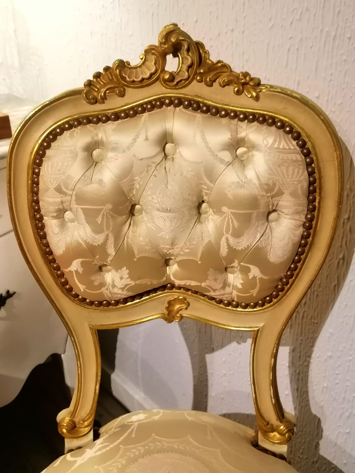 Conjunto 8 oito Cadeiras Antigas Clássicas douradas. Rococó, Luís XV.