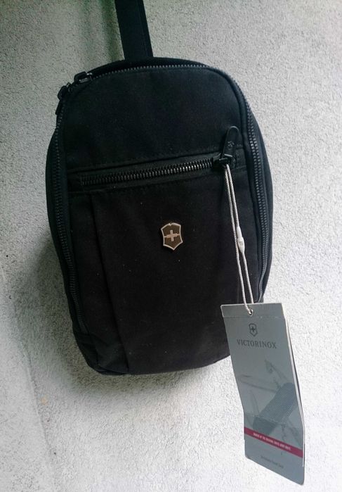 Victorinox jednoramienny plecak Crossbody Sling .