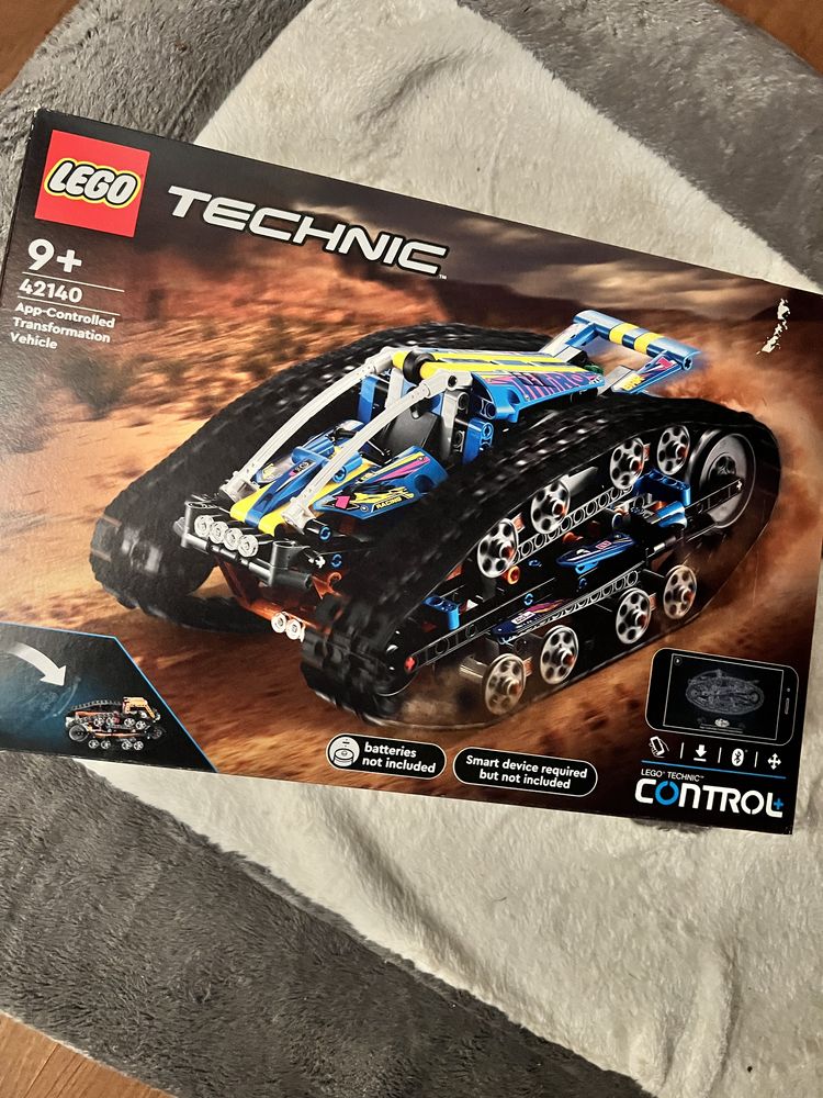 Zestaw LEGO Technic Pojazd sterowany aplikacją 42140