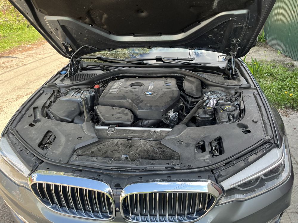 BMW G30 530XI luxury line