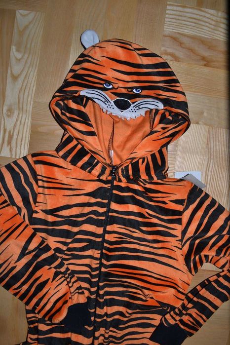72^ Tygrys pluszowy strój przebranie piżama 9/10 Lat_ 134/140 cm