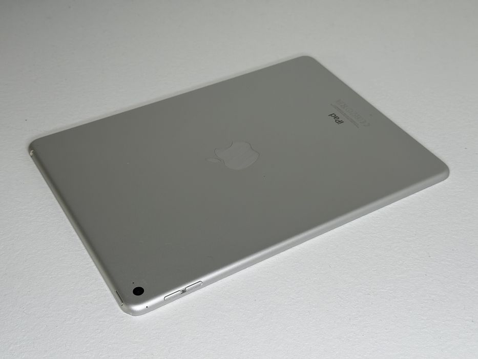 iPad Air 2 (A1566) - uszkodzony - faktura VAT 23%