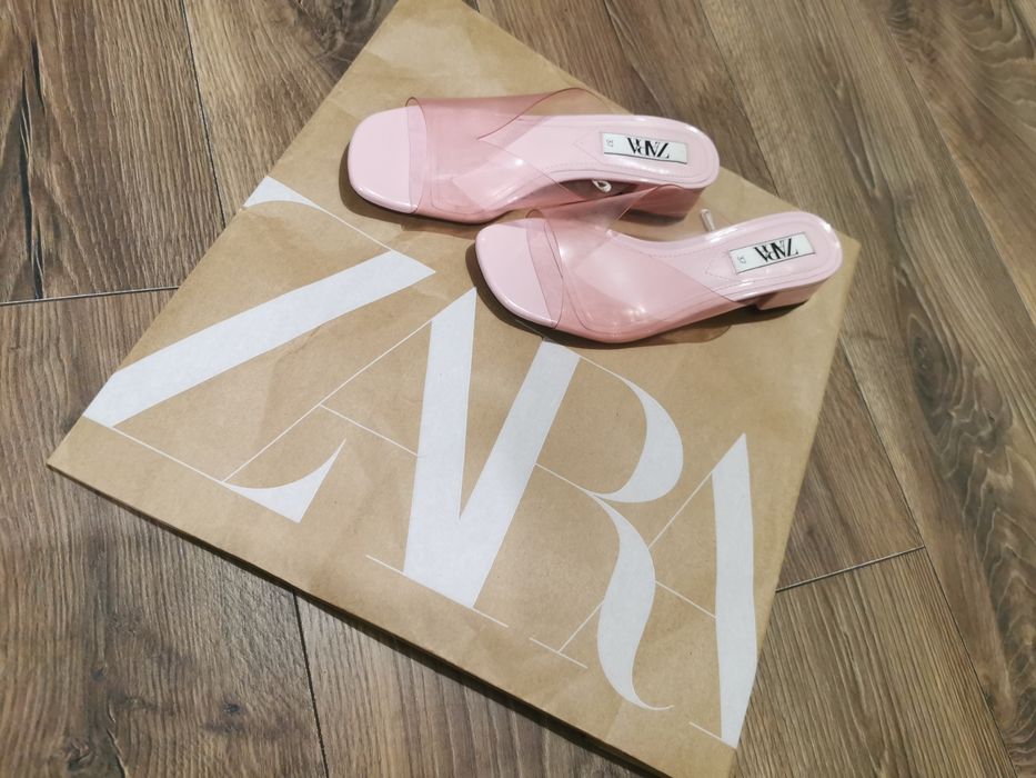 Transparentne klapki na niskim obcasie Zara buty sandały damskie 37