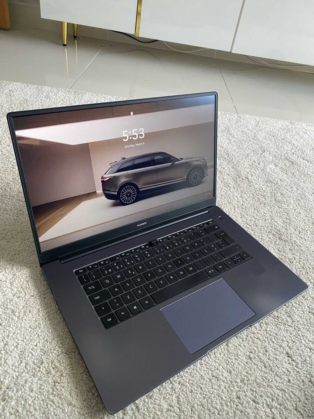 Huawei MateBook D15 – Potência e Estilo por um Preço Imperdível!
