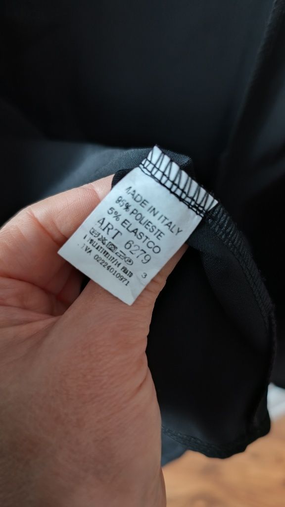 Cienka kurtka na zamek asymetryczna 4XL