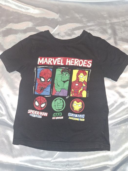 Футболка Marvel для хлопчика 6 років 122 см
