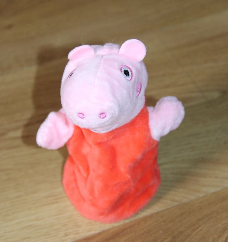 różową świnka świnia peppa maskotka pluszak pacynka