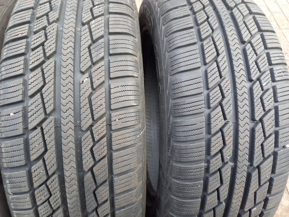 Opony zimowe 215 60 r17 4szt 300zl