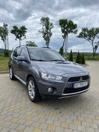 Mitsubishi Outlander 2012