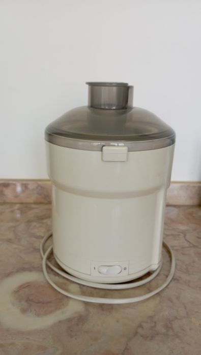 Máquina de sumos Moulinex