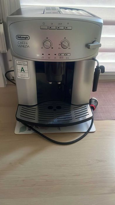 Ekspres DELONGHI Caffe Venezia ESAM 2200