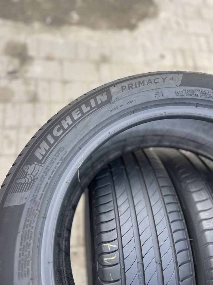 Колеса/резина/гума 205/55/17 michelin