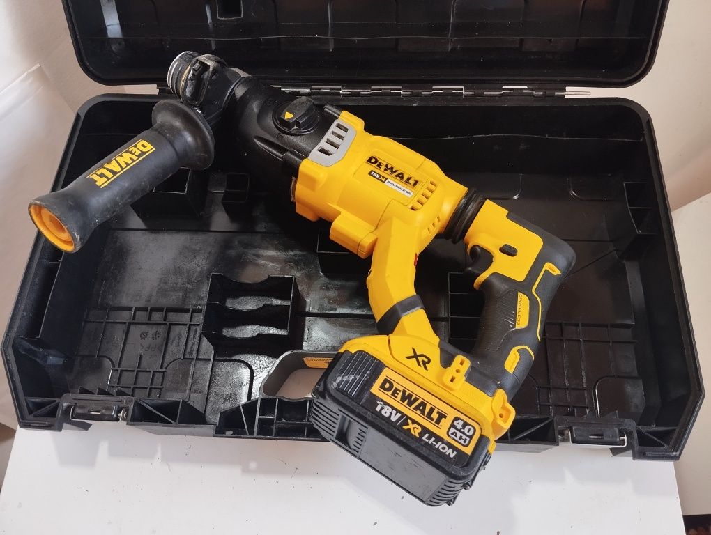 DeWalt DCH263 młotowiertarka aku udarowa SDS plus 4.0ah