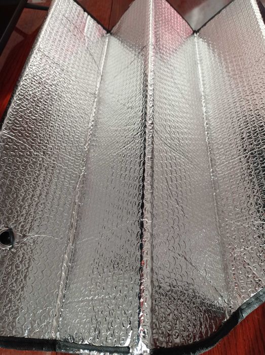 Продам сонцезахисні шторки.