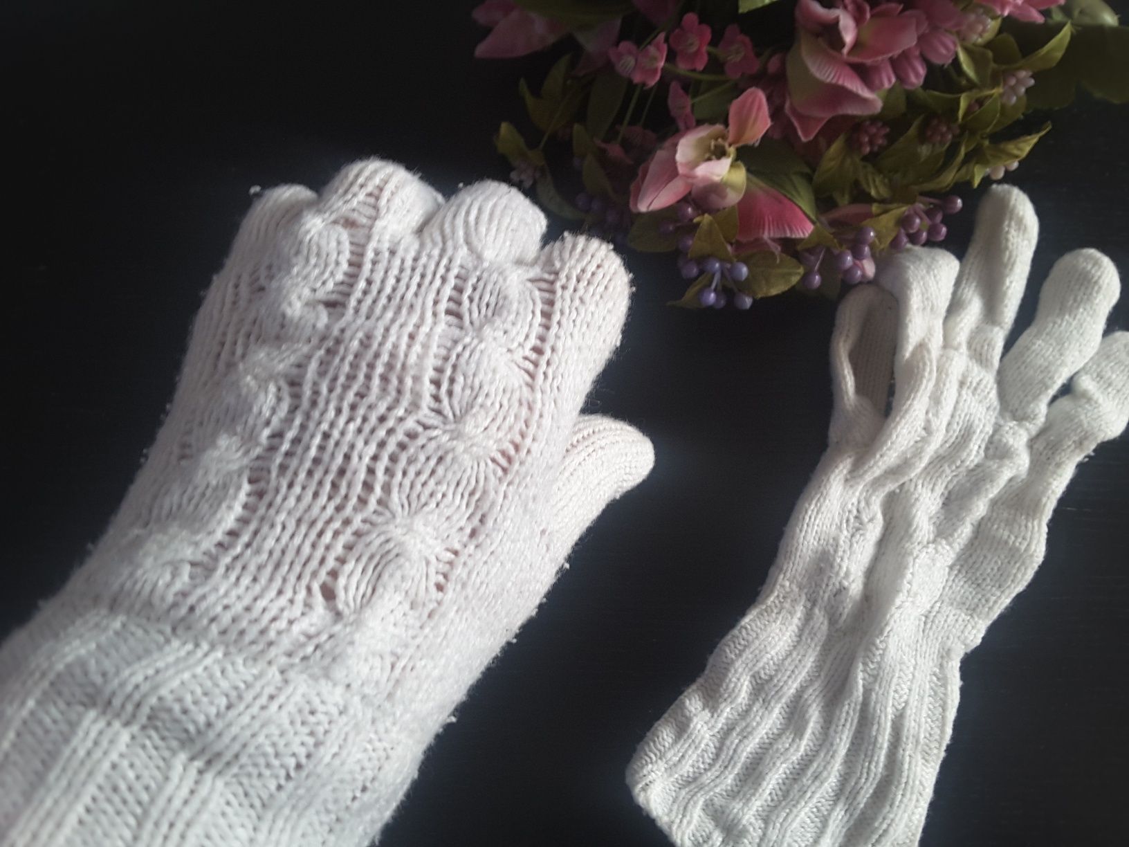 Rękawiczki damskie białe z włóczki rozmiar M