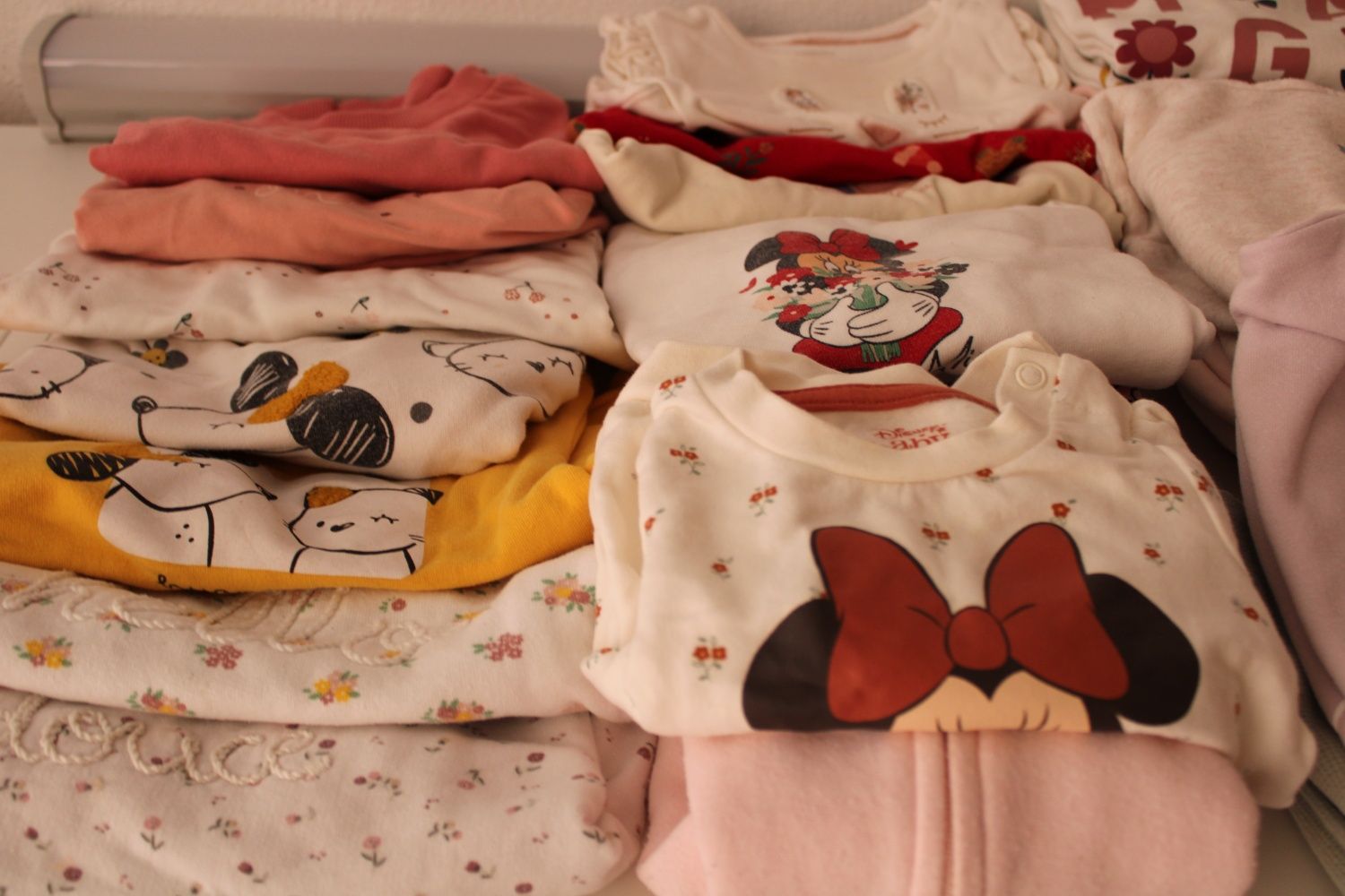 Roupa e acessórios menina dos 0 aos 2anos
