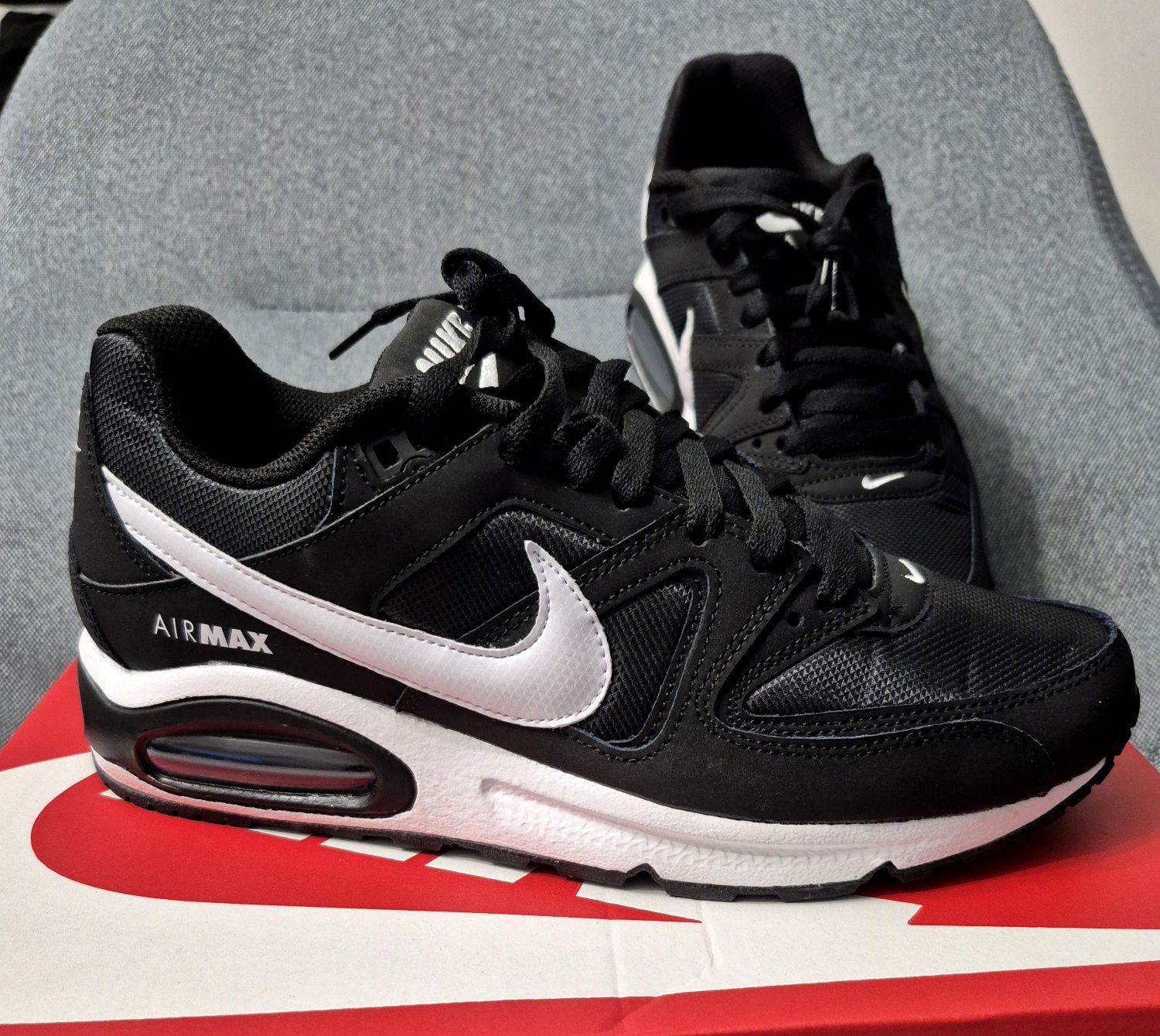 Nowe buty Nike Air Max Command rozmiar 42 (27cm) czarne