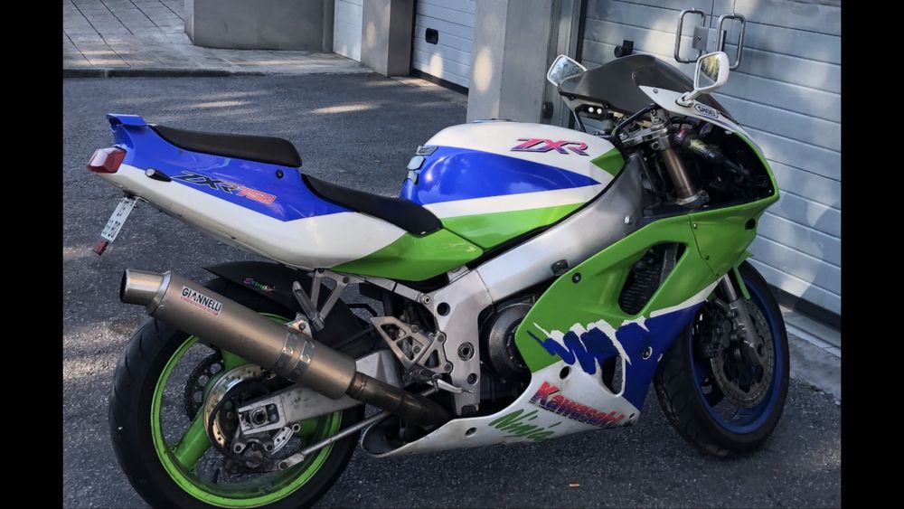 Vendo kawasaki zxr 750
