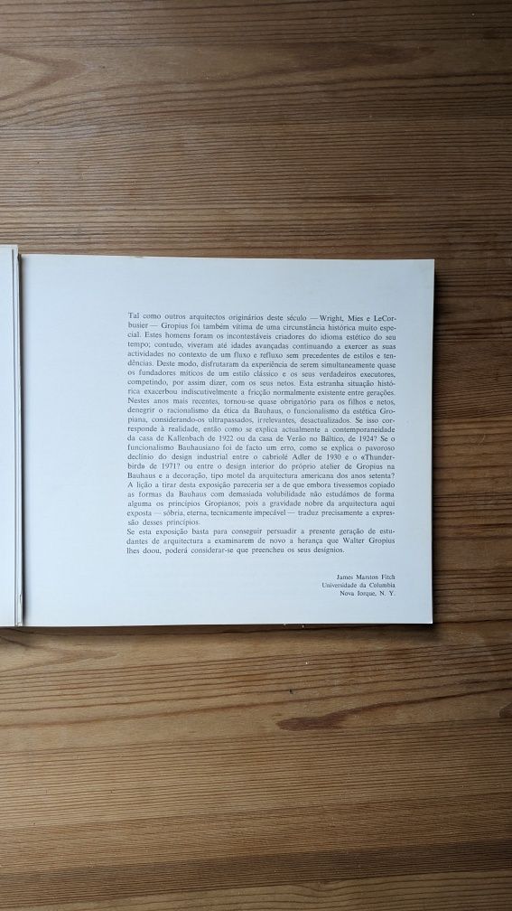 Livro arquitecto Walter Gropius da Bauhaus