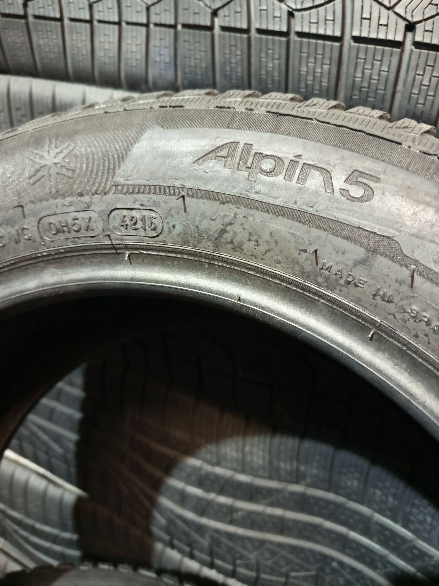 205/55R16 Michelin Alpin5