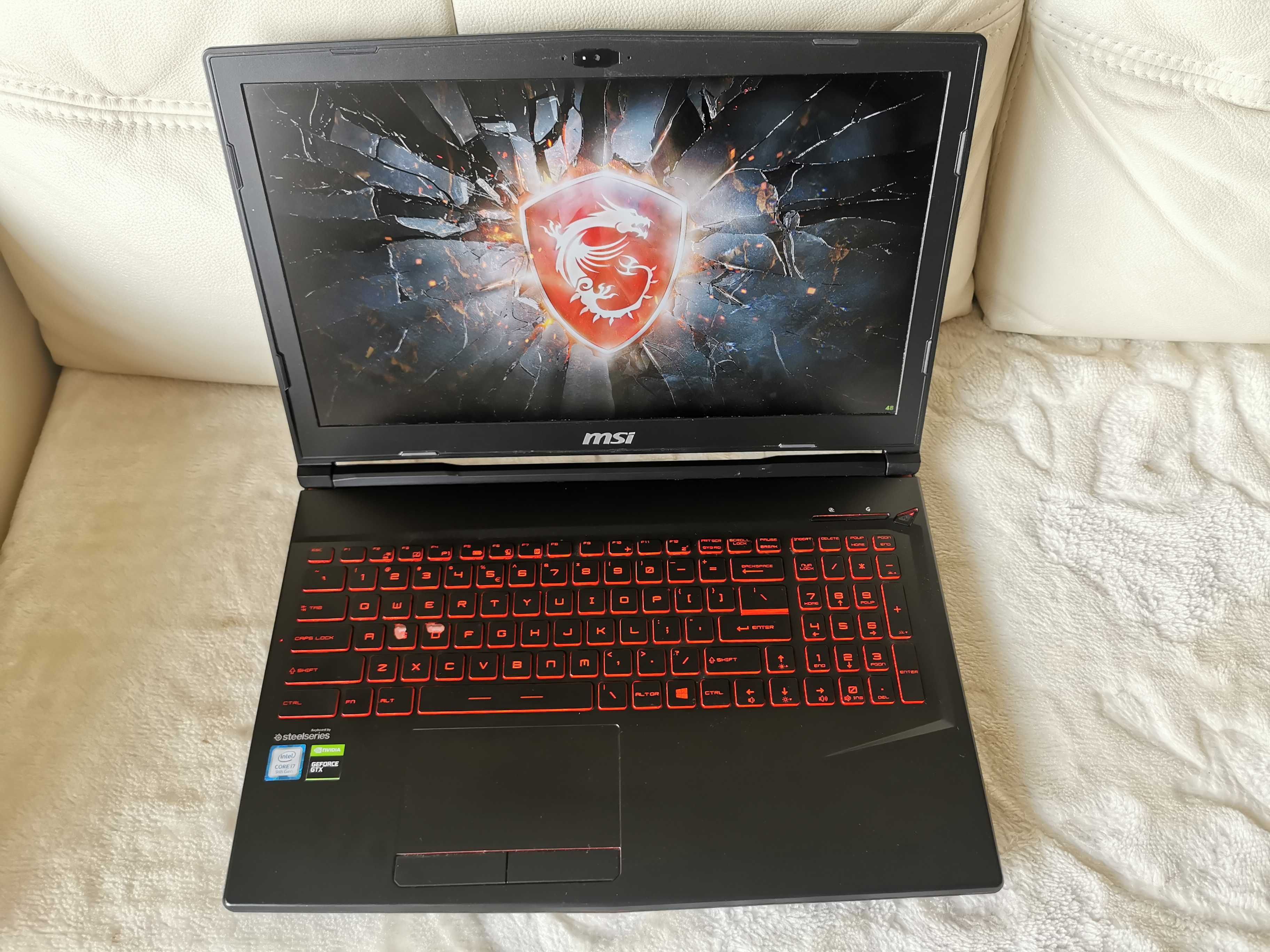 MSI GL 63 9SD laptop gamingowy GTX1660T, i i7-9750H,16GB,256SSD