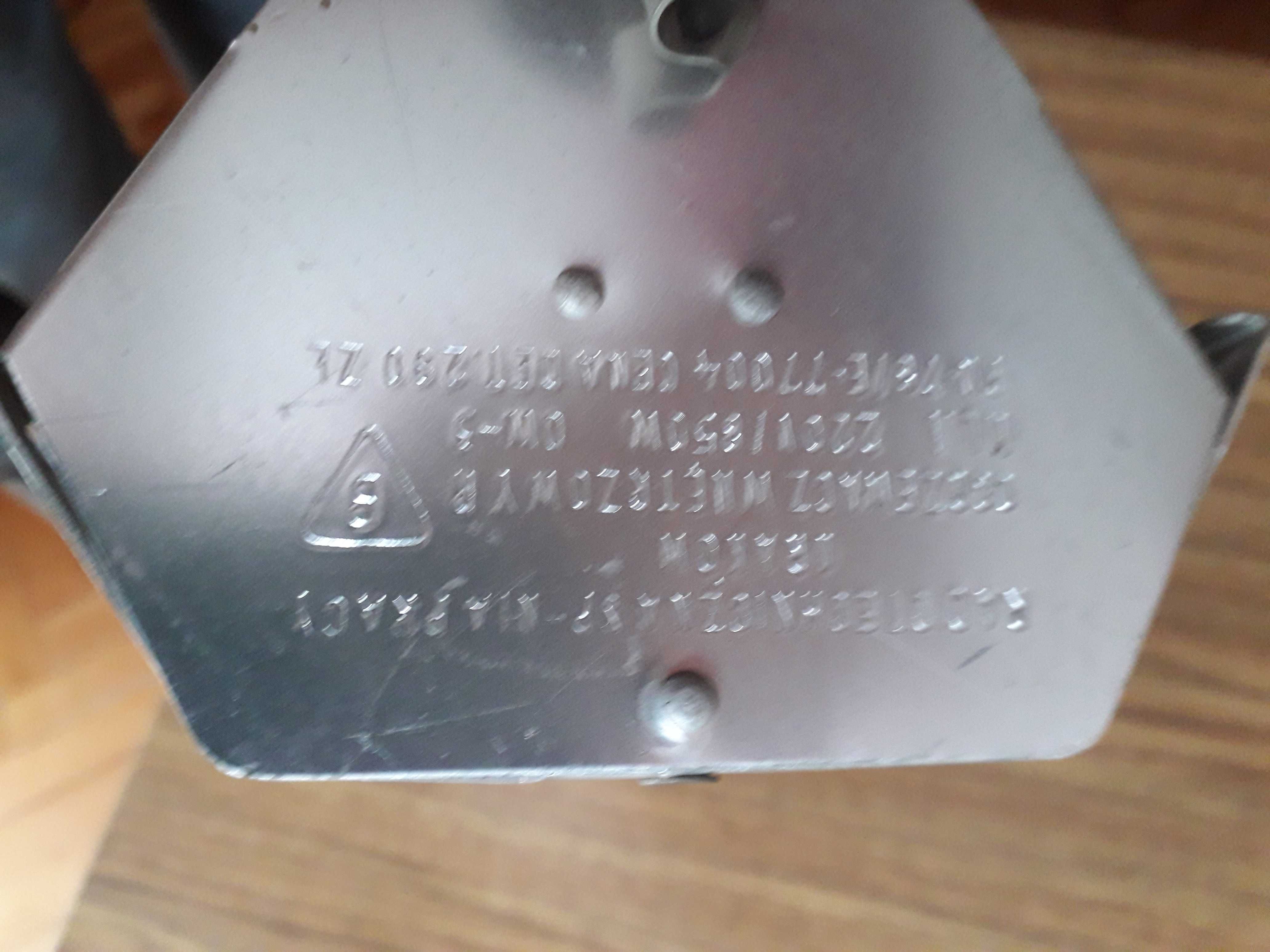 Ogrzewacz wewnętrzny, elektryczny, dwie spirale grzejne