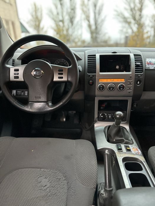 Nissan Pathfinder 2006 2.5D