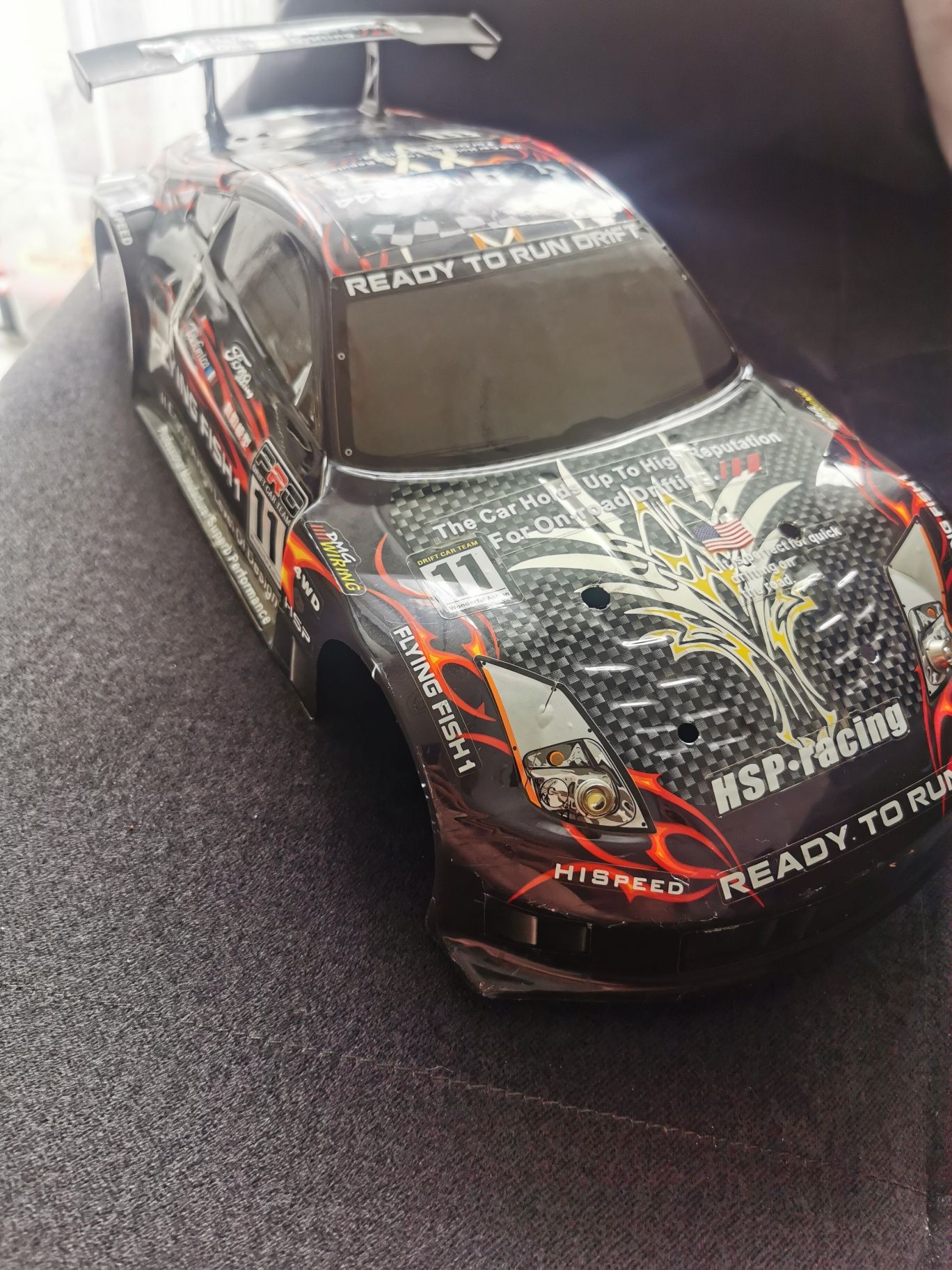 Nissan 350Z - karoseria 1:10 onroad