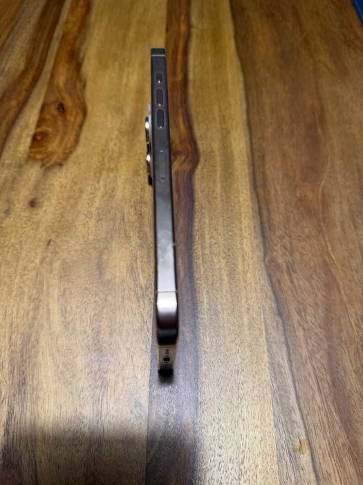 iphone 16 pro max 512Gb gold