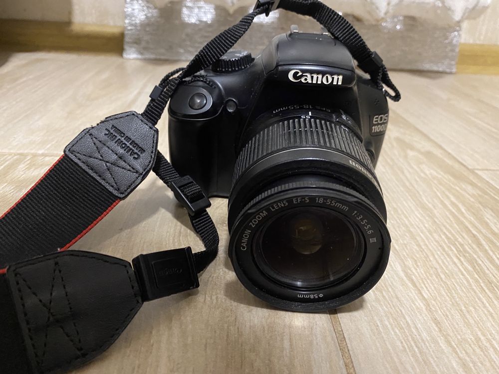 Продам фотоаппарат canon 1100D