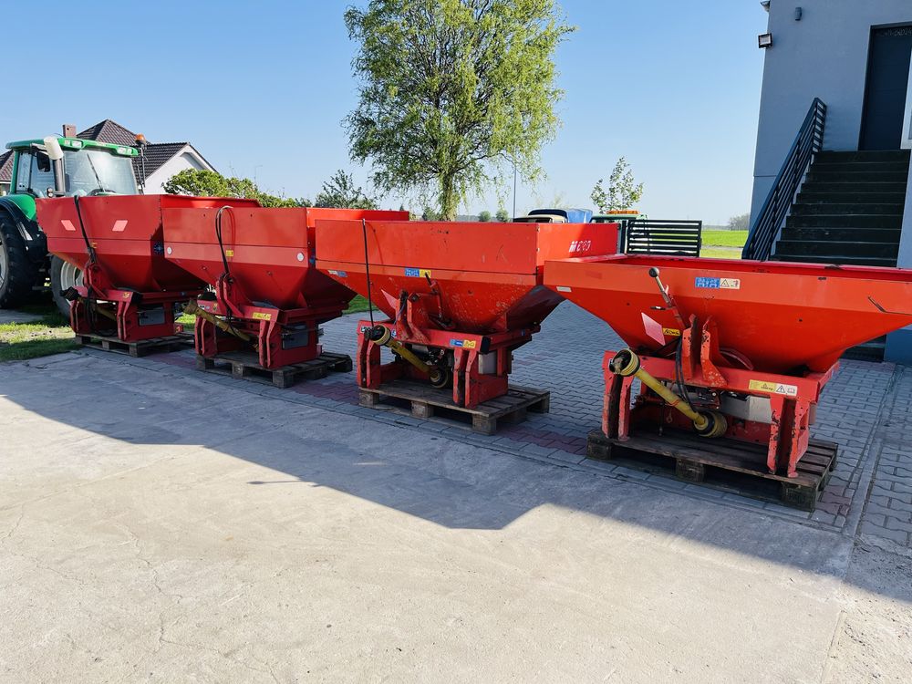 Rozsiewacz Kuhn Rauch 935 Mds Kuhn 735 mds nie amazone