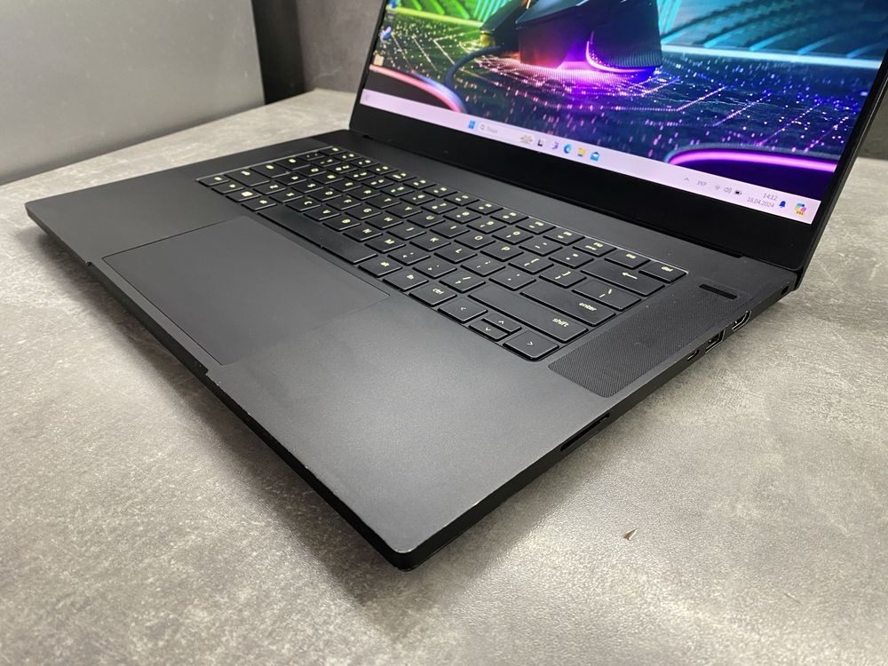 Ігровий ноутбук Razer Blade RTX 2070