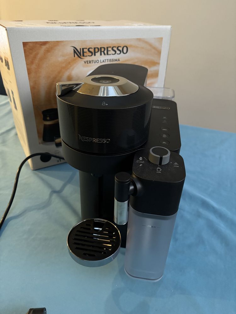 Nespresso Vertuo Latissima DeLonghi