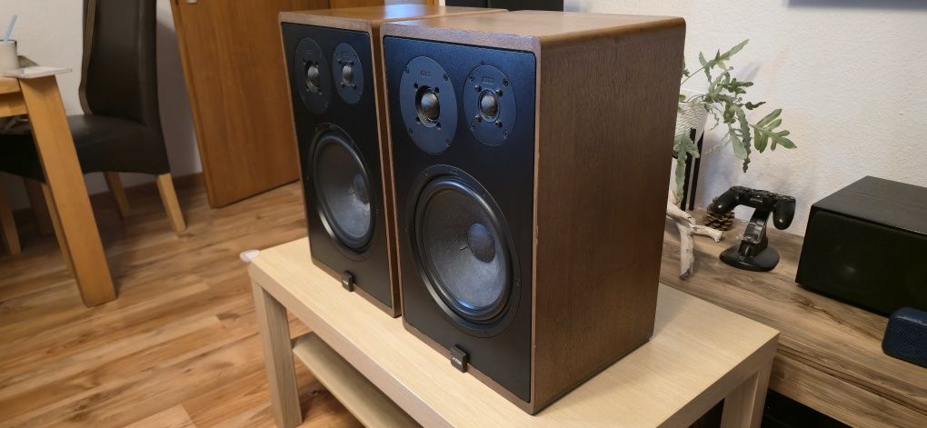 Canton Karat 300