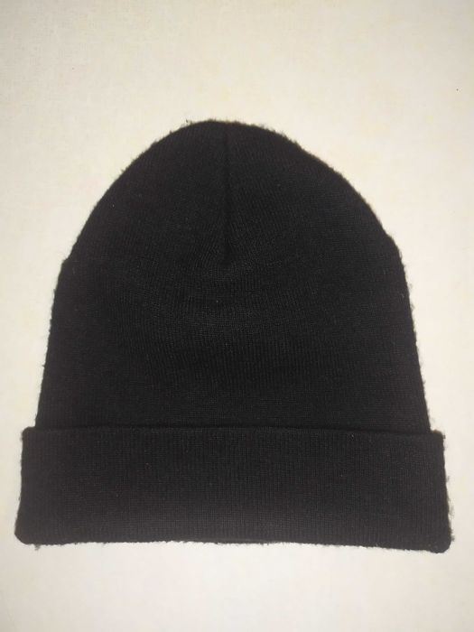 Шапка вязаная Levis оригинал двухслойная с подворотом.