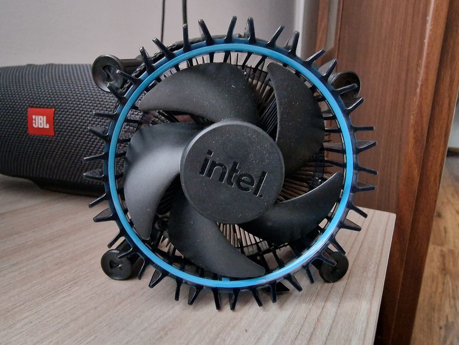 Chłodzenie Intel M23901 - 001 LGA1700 65W