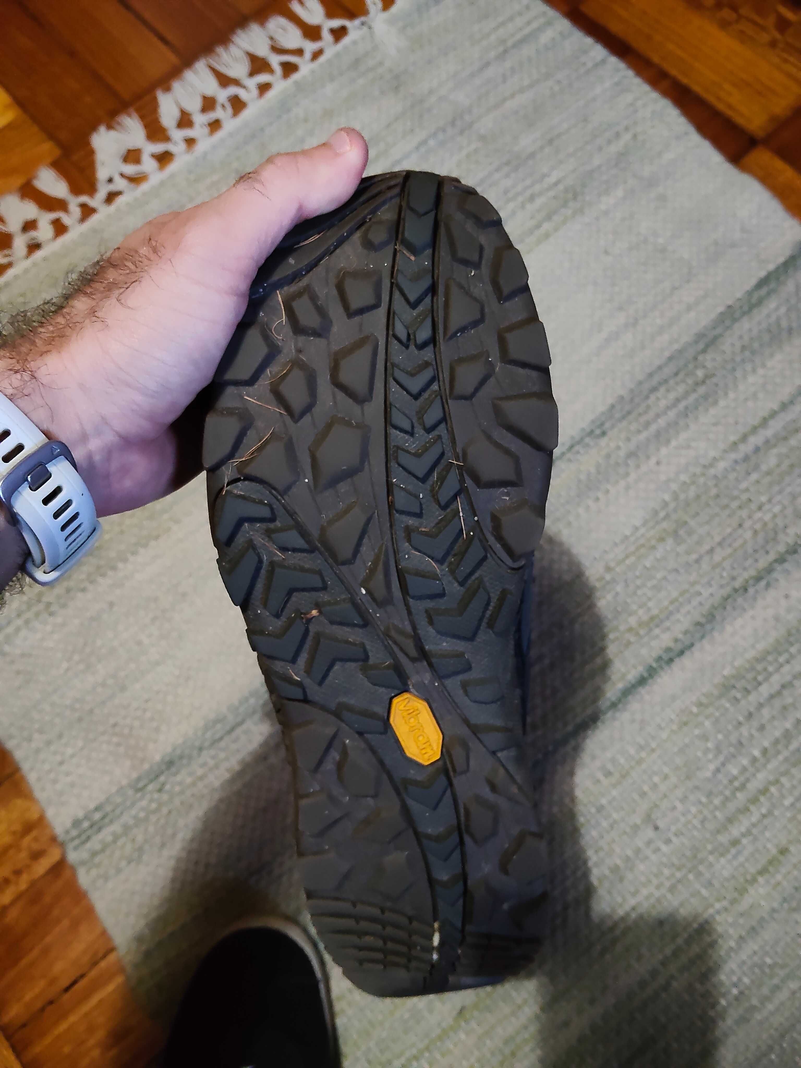 Merrell Annex Trak Low Azul