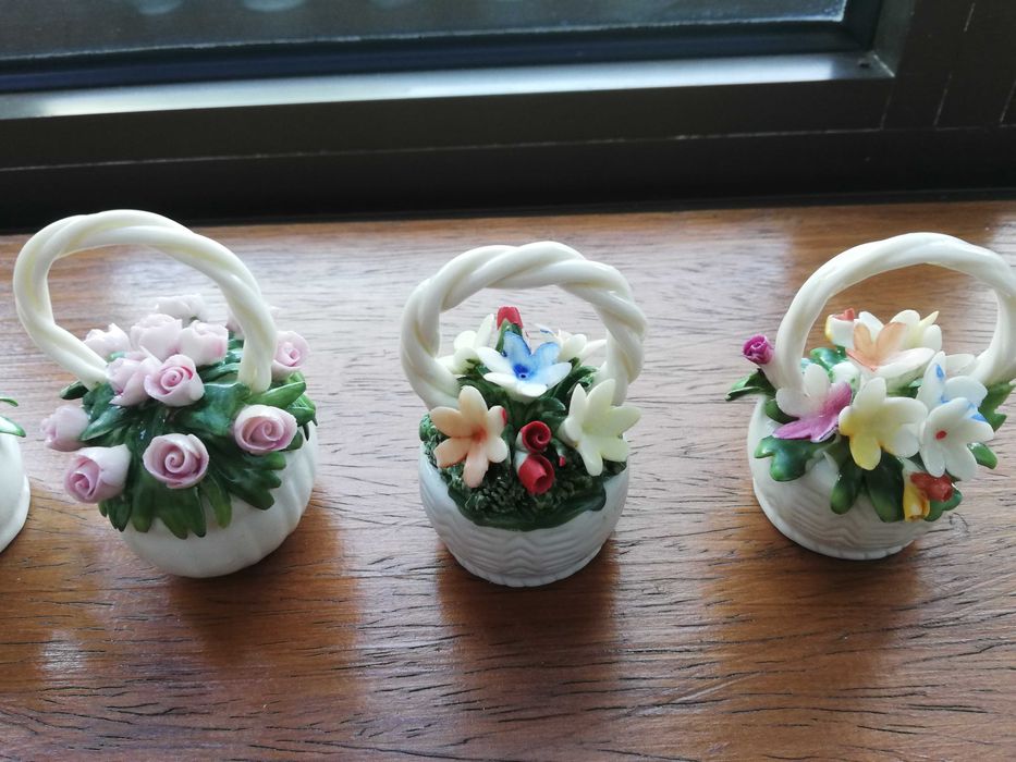 Capodimonte Porcelana Italiana - Cestos Flores