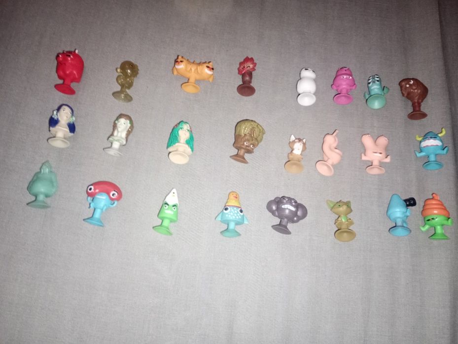 Іграшки присоски з різних колекцій