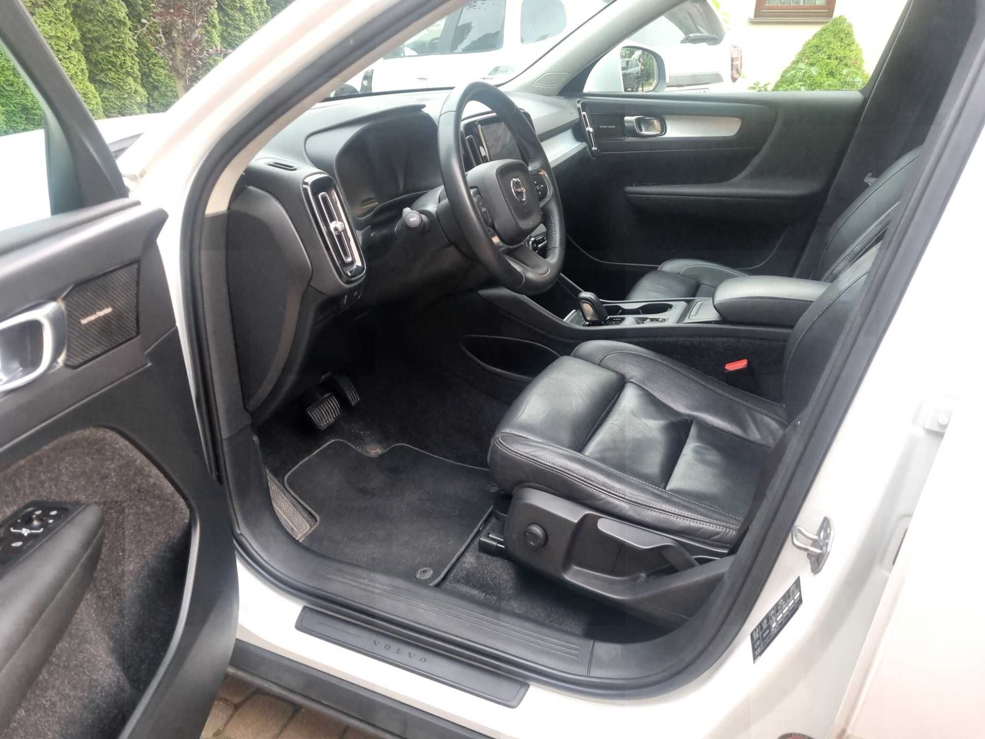 volvo xc40 D4 krajowy bezwypadkowy