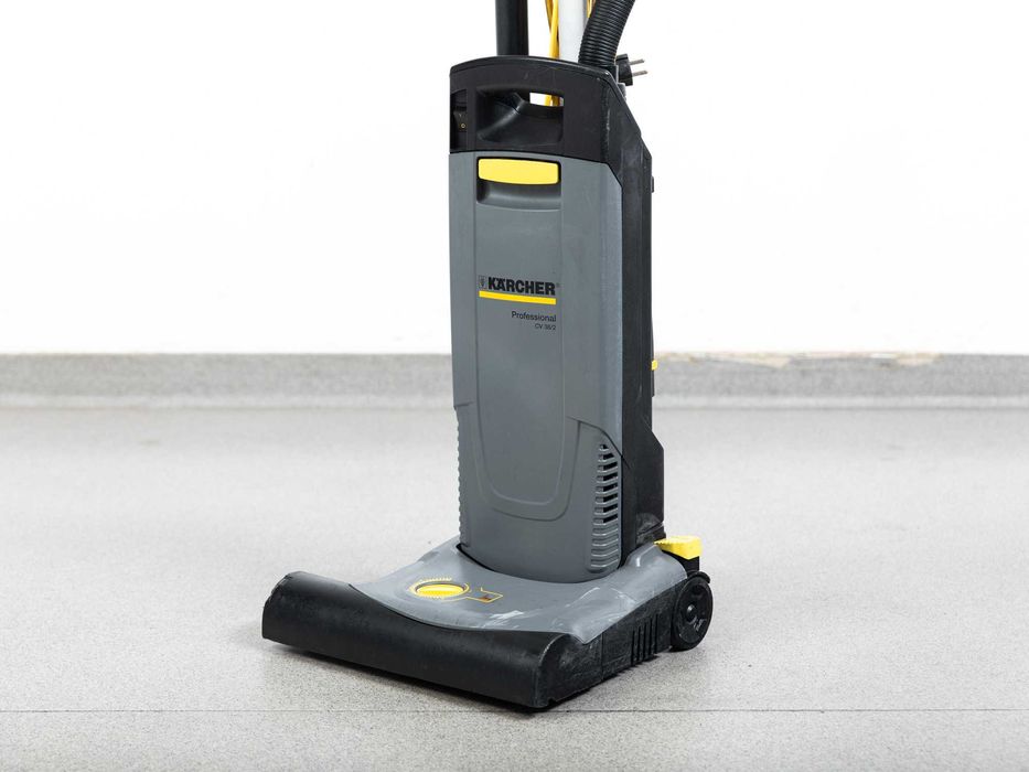 Odkurzacz Szczotkowy Do Dywanów Wykładzin Karcher CV 38/2 ADV 1000nett