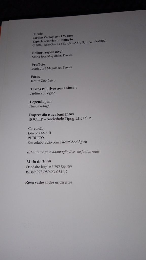 (Livro/Banda Desenhada) Jardim Zoológico 125 Anos - Espécies em Vias d
