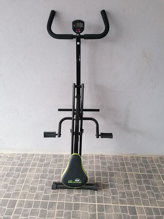 Maquina de exercícios