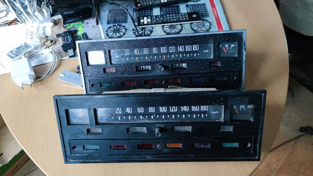 licznik FIAT 125P zapasy PRL cena 100zł za szt