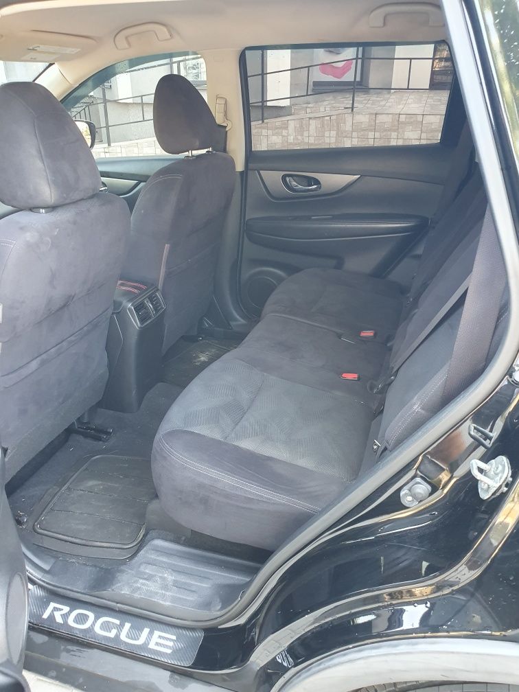 Nissan Rogue 2016p 2.5
