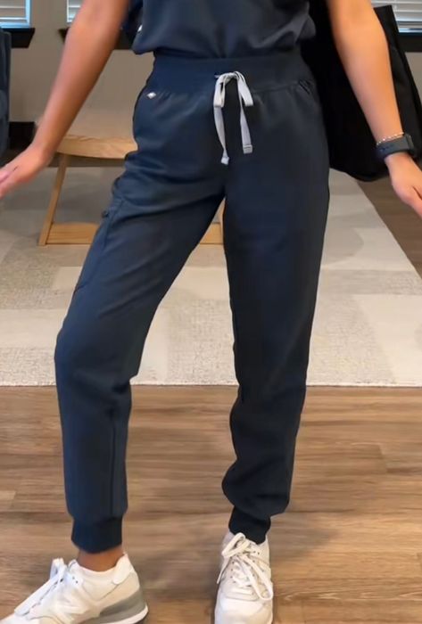 Медичні штани фірми FIGS